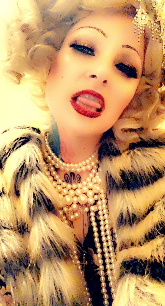 Madame Tzarina profile picture