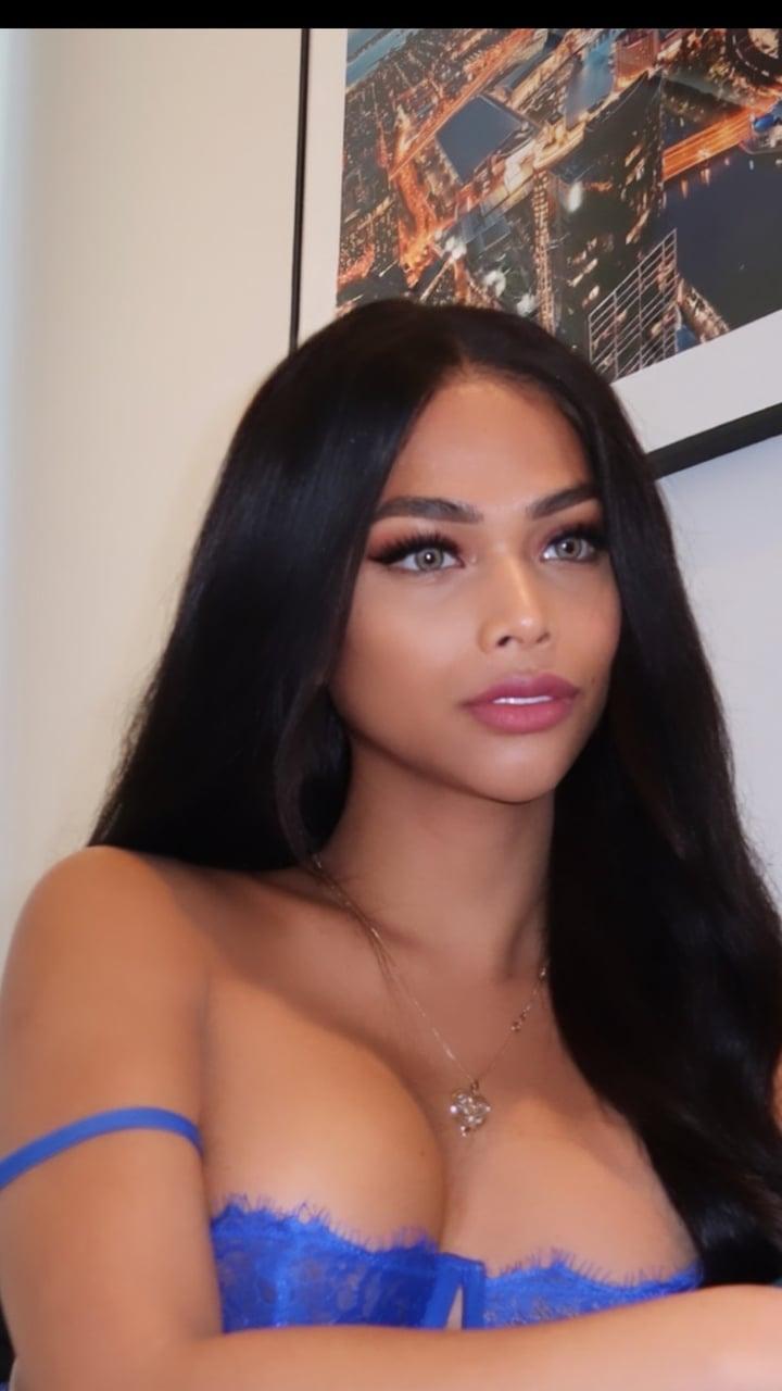 Maria Miya Angela profile picture