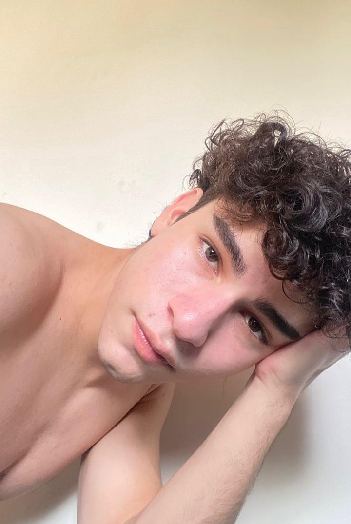 Marcos ;)) profile picture