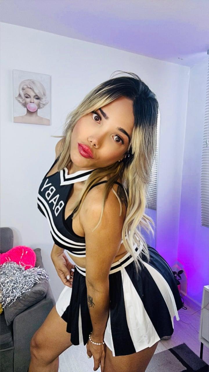 Missvalerie profile picture