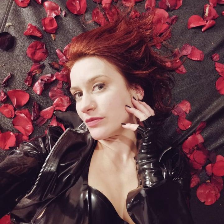 Missfloraberlinfree profile picture