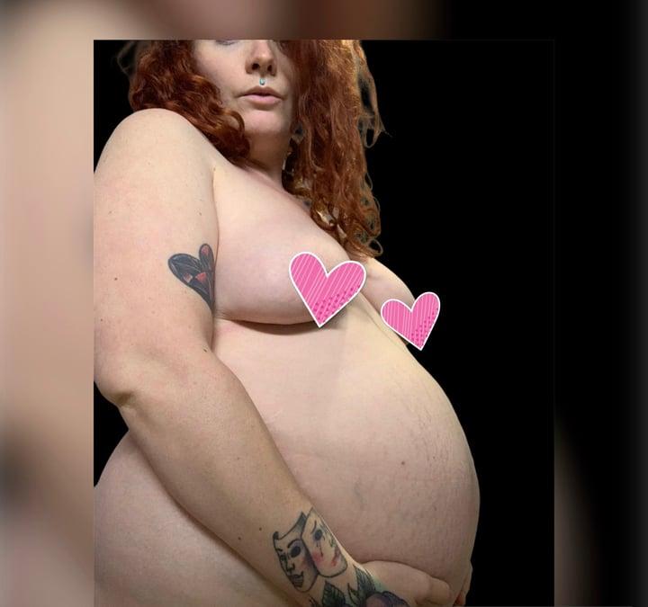 Pregnant NeonRose profile picture