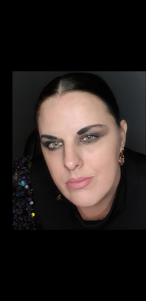 Modelkatehutch profile picture