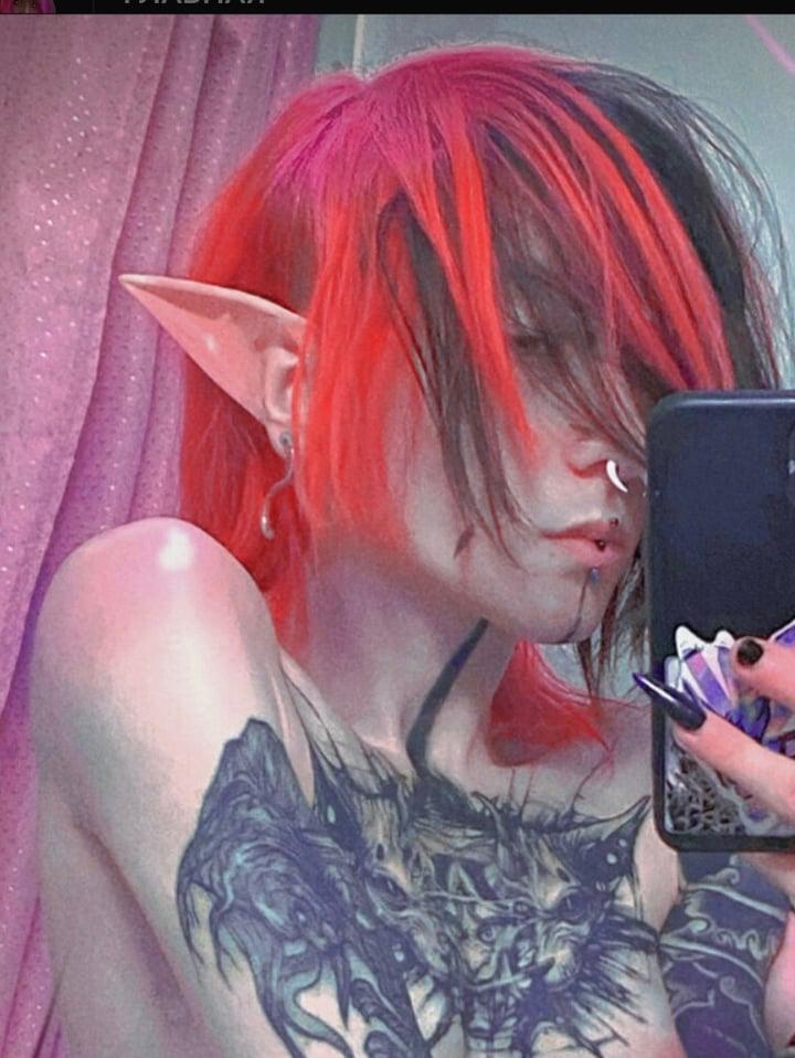 Moonfoxy profile picture