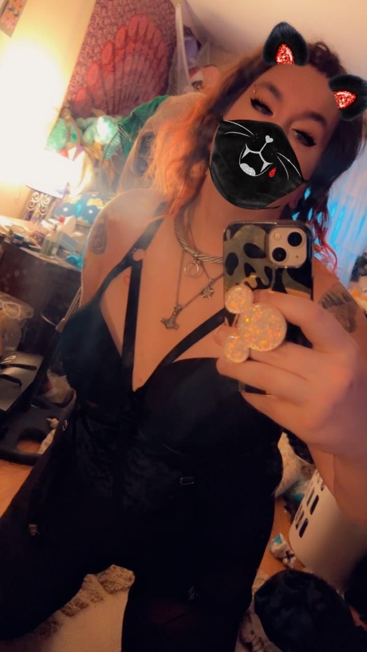 Mrsneverlanda113 profile picture