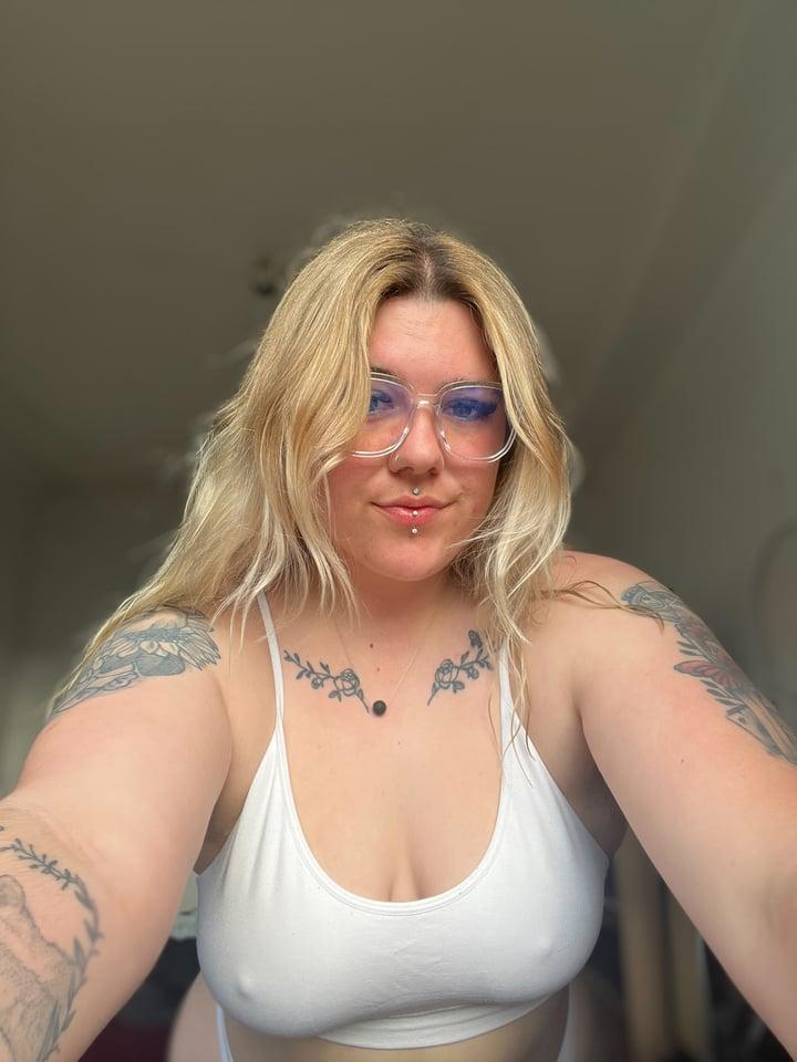 Mysticivyvip profile picture