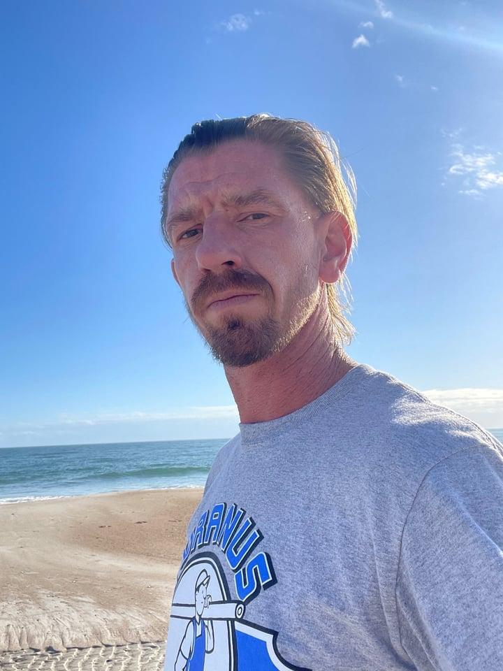 Mywifeapproves profile picture