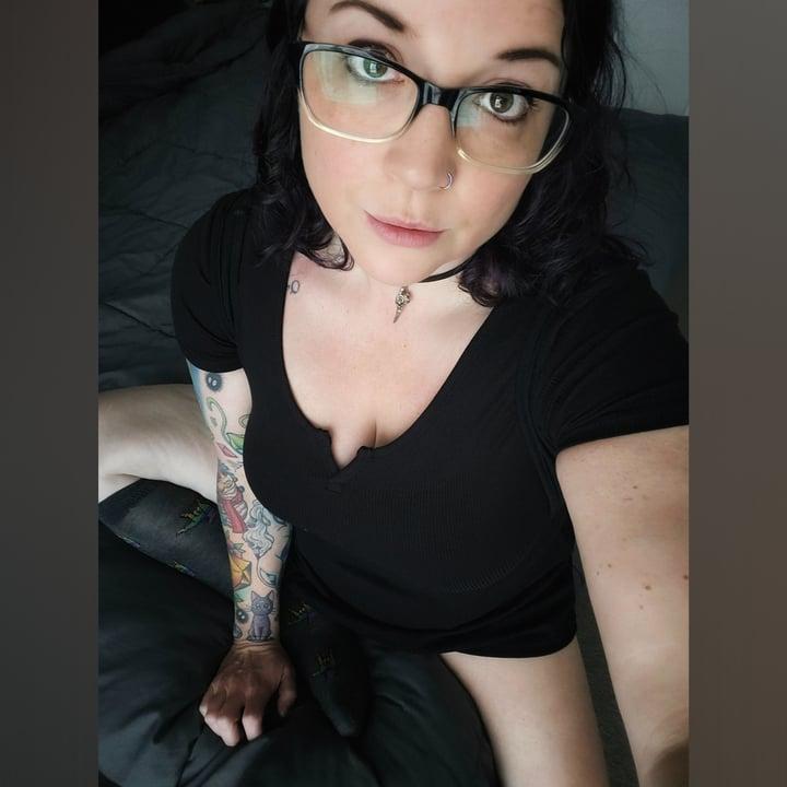 Nerdydirtyandcurvy profile picture