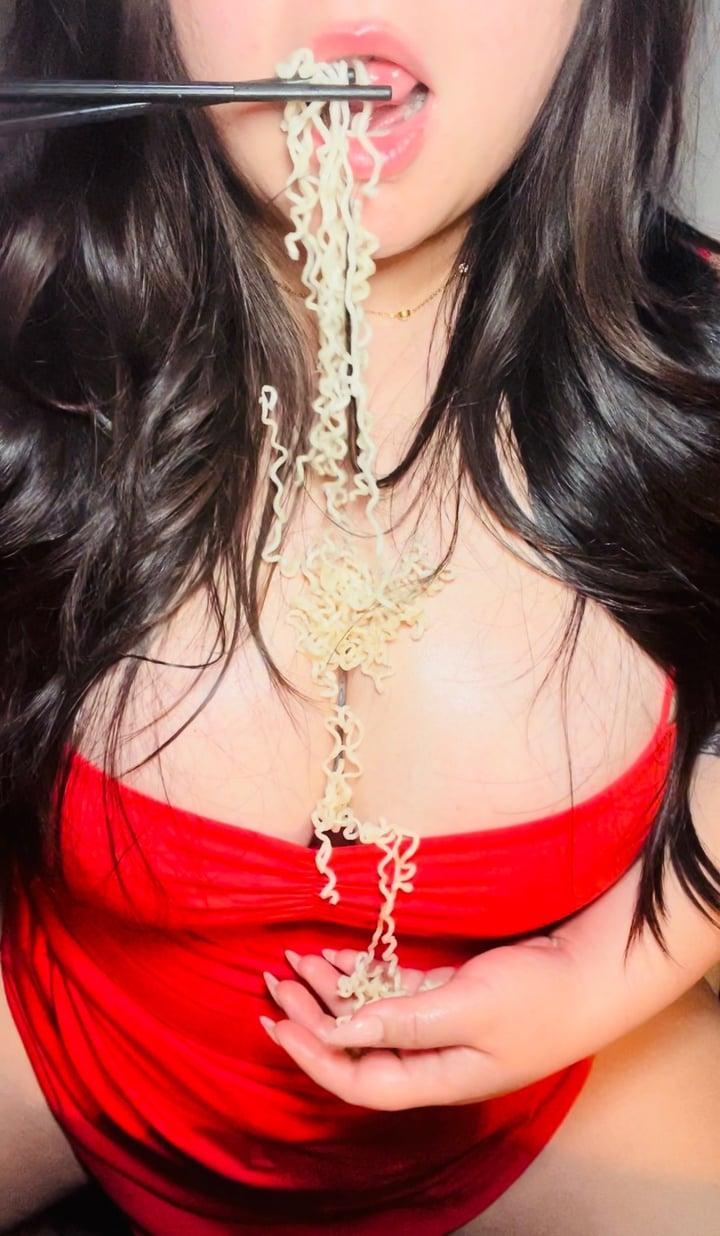 Noodles &amp; Rice profile picture