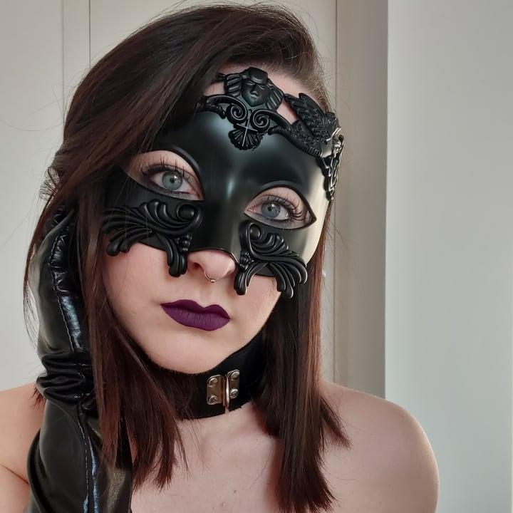 Nora profile picture