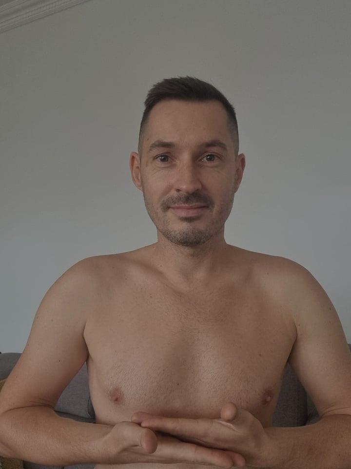 NudeMassageuk profile picture