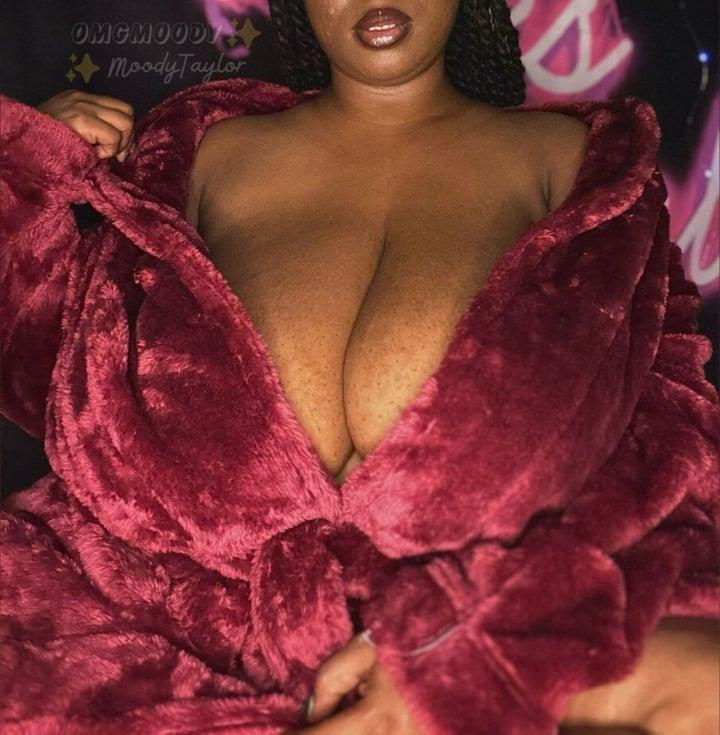 Omgmoody profile picture