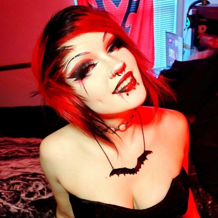 Oneleeterfree profile picture