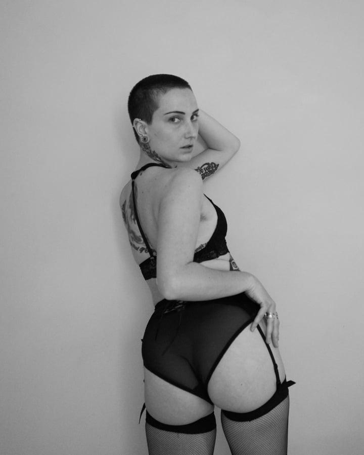 Poppypheelz profile picture