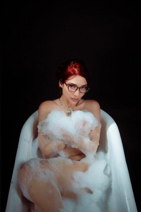 Professora Cibelly Ferreira profile picture