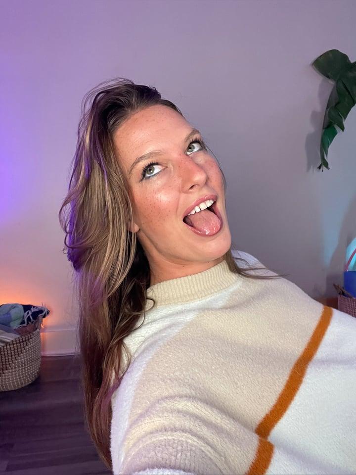 Rach FREE profile picture