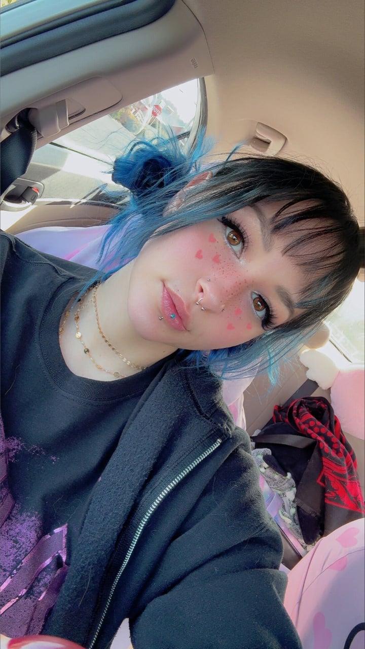 Rinaaa profile picture