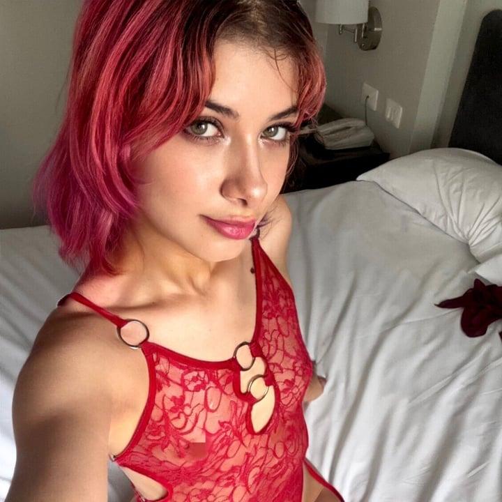 ROSE🔥 profile picture