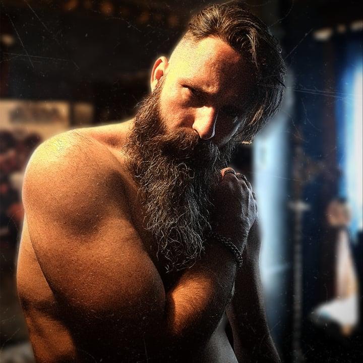 Rowanthebroken profile picture