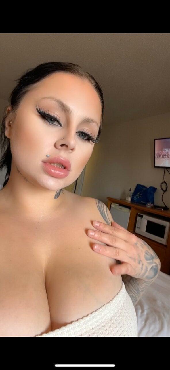 Sasharae007 profile picture