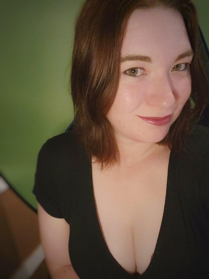 Scarlet profile picture