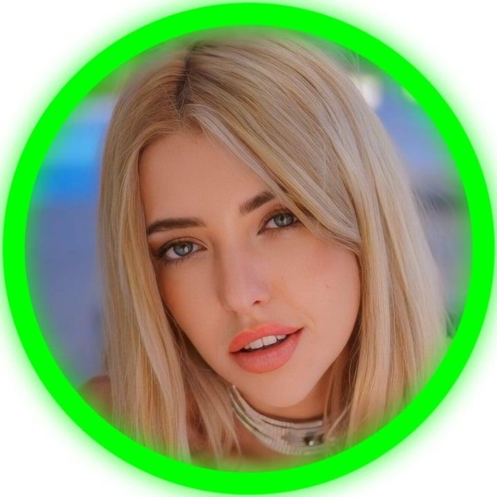 𝗦𝗛𝗔𝗡𝗧𝗜💕 profile picture