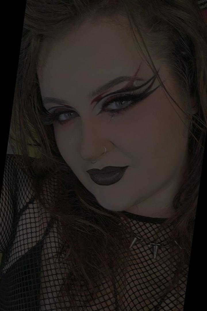 Somethingdivine profile picture