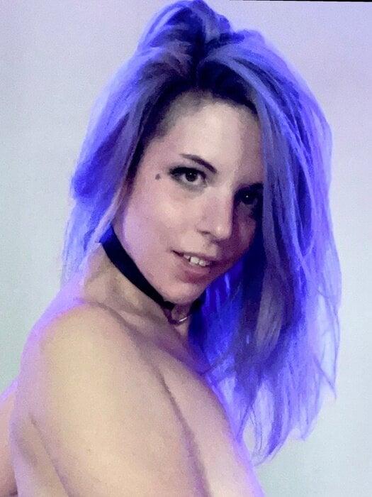 Spacecadetantoinette profile picture