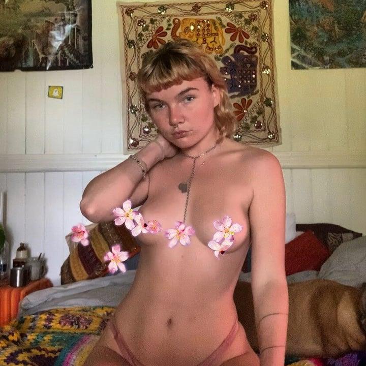 Spacedowt profile picture