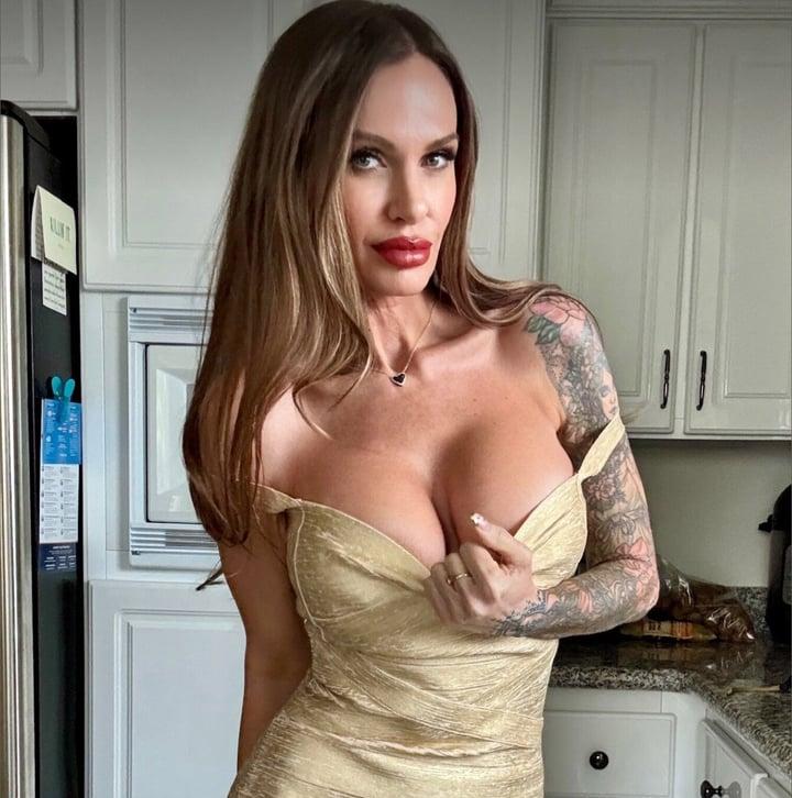 Stella Sol profile picture