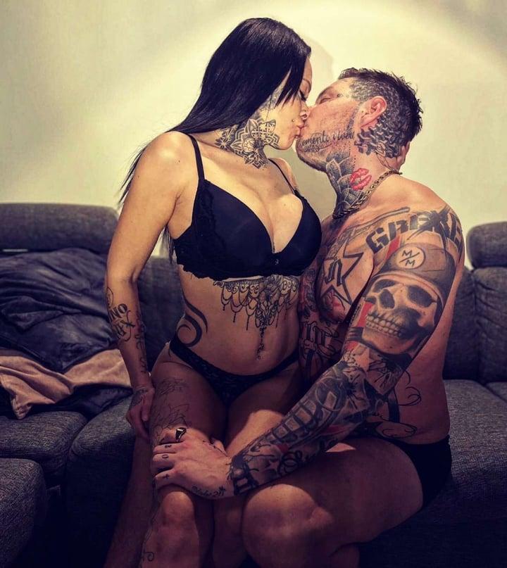 J&amp;J Couple profile picture