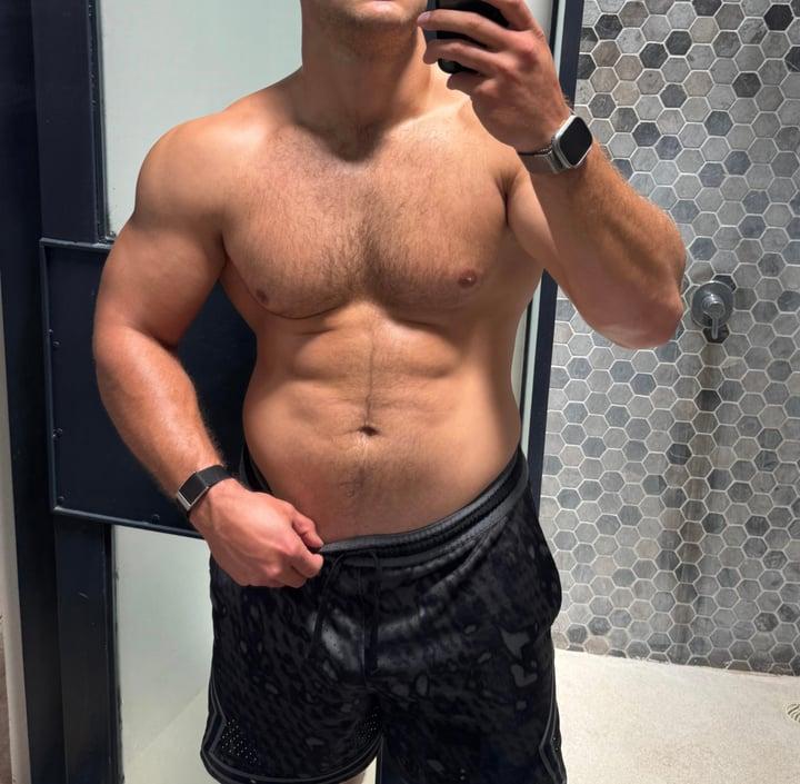 Tall Hunk profile picture