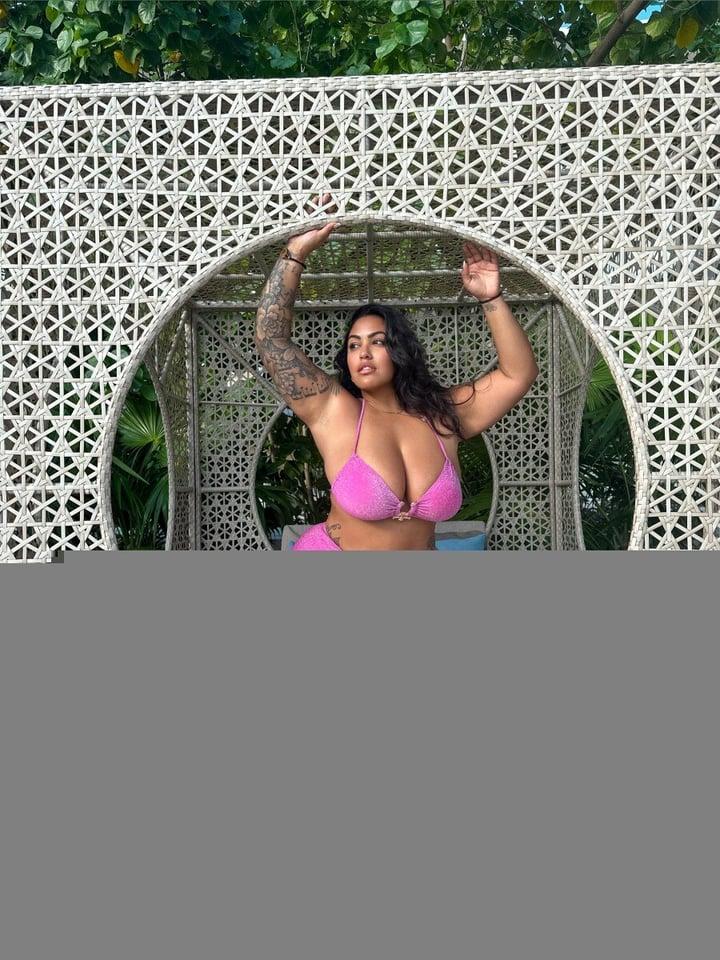 Your Favorite Fantasy profile picture