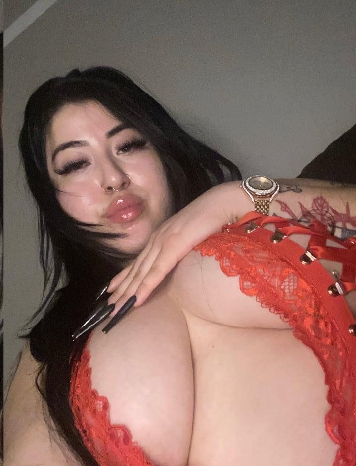 Theediosaluna profile picture