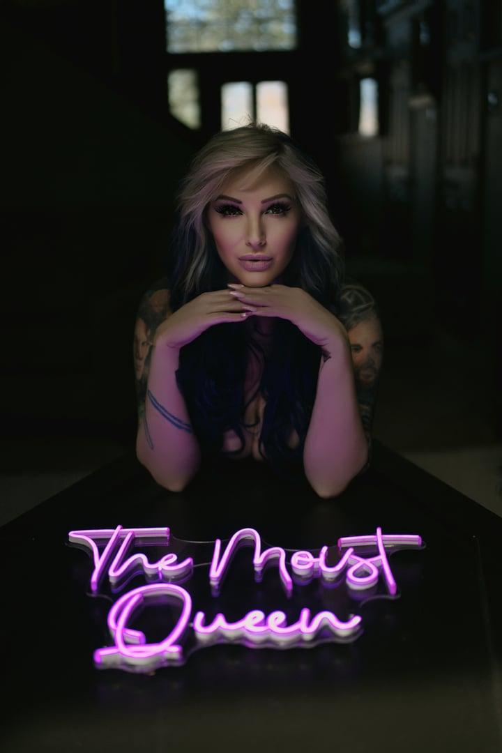 TheMoistQueen profile picture