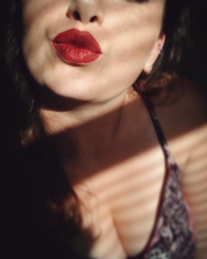 Thepoeticfemme profile picture