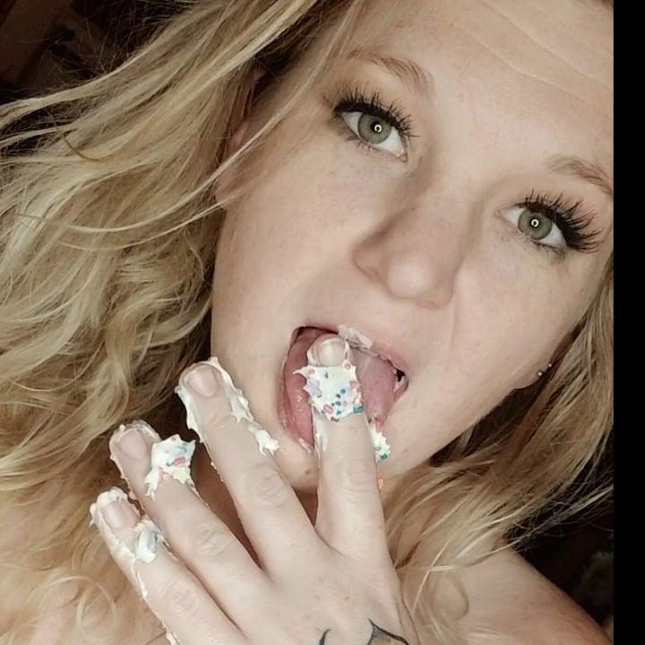 Thesnackykitty profile picture