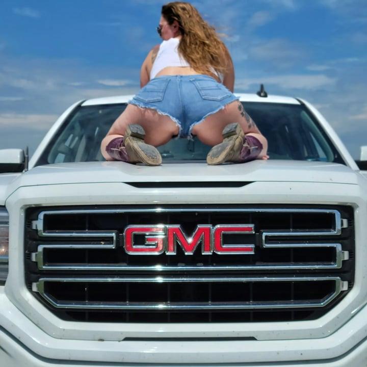 Thiccbbygrl68 profile picture