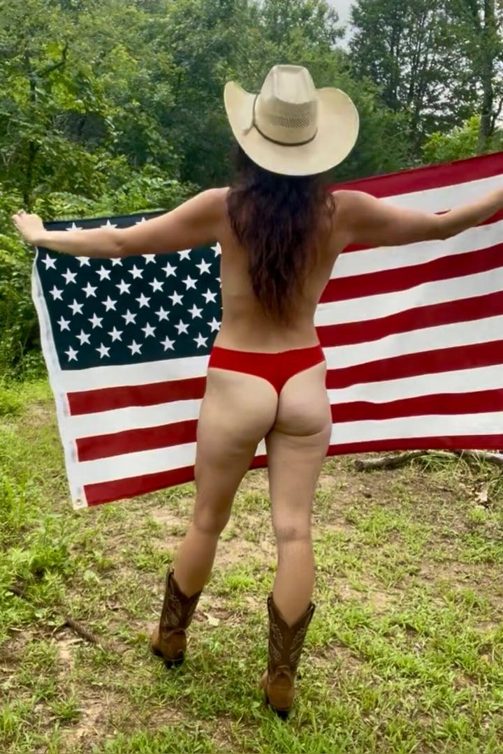 Theia profile picture