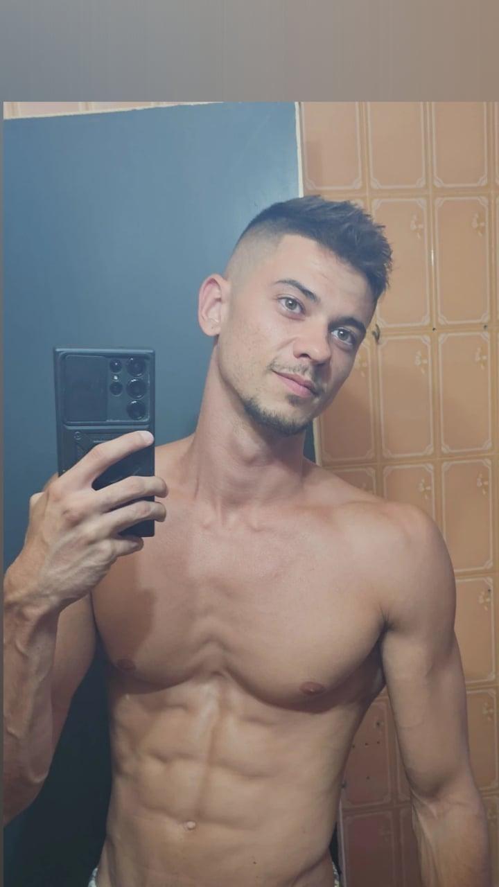 Tommy Cabrio (+18) profile picture