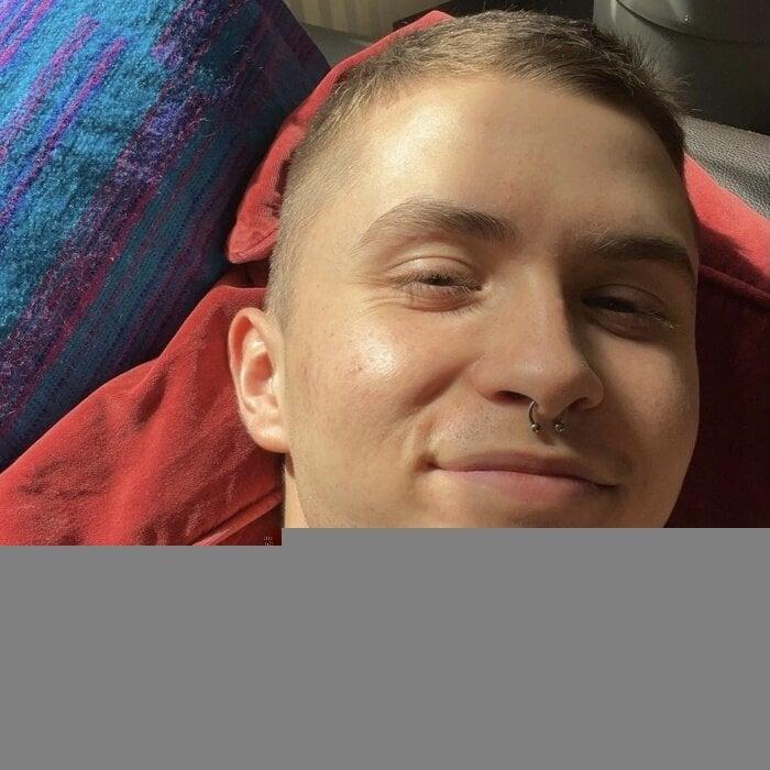 Tommynovikov profile picture