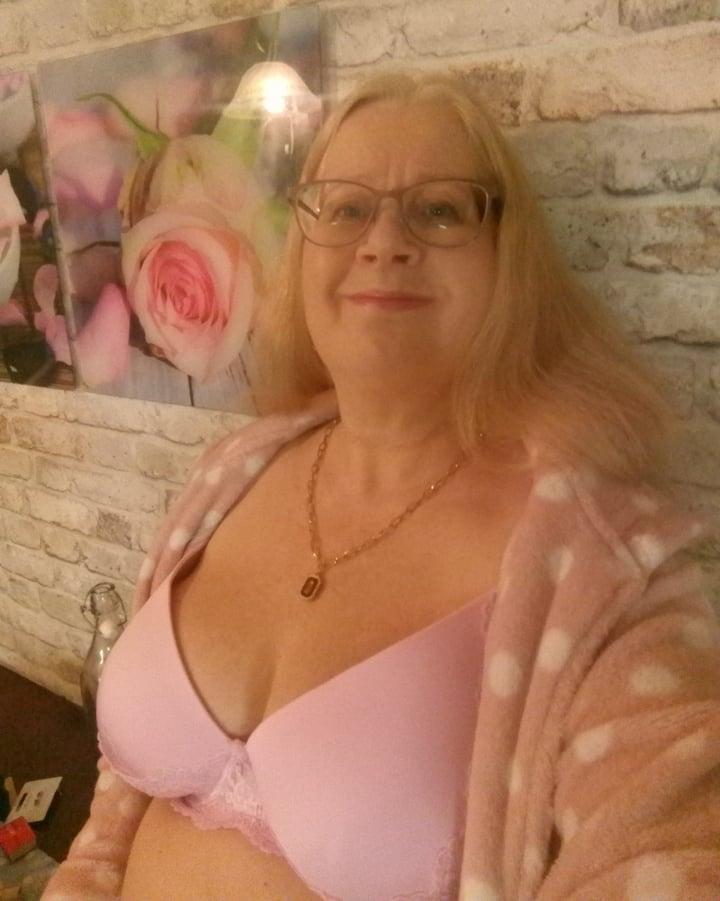 Charlene profile picture