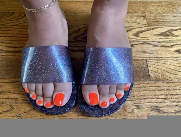 U35245726 profile picture