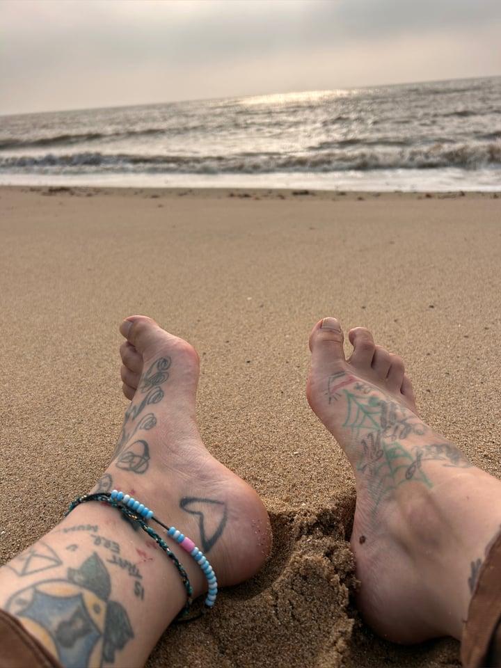 UndeFEETed profile picture