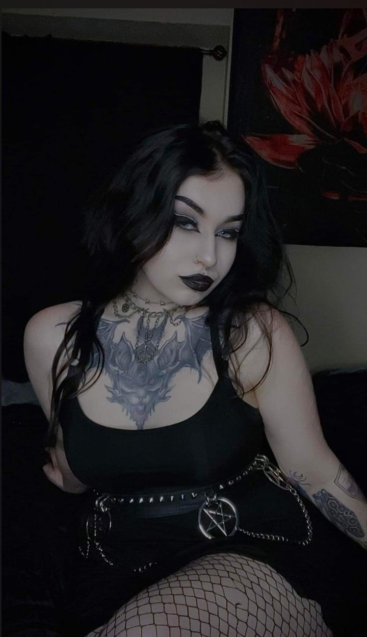 Valkyrienyctalus profile picture