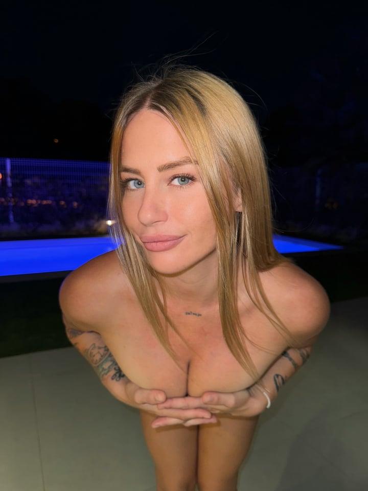 Vanessa Viviene💦 profile picture