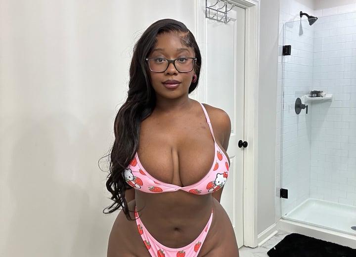 Vicky profile picture