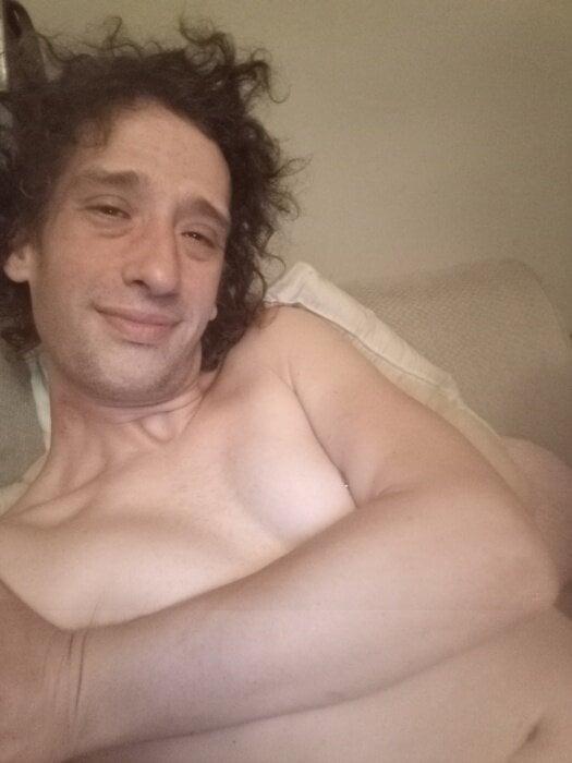 Vikkilaybare profile picture