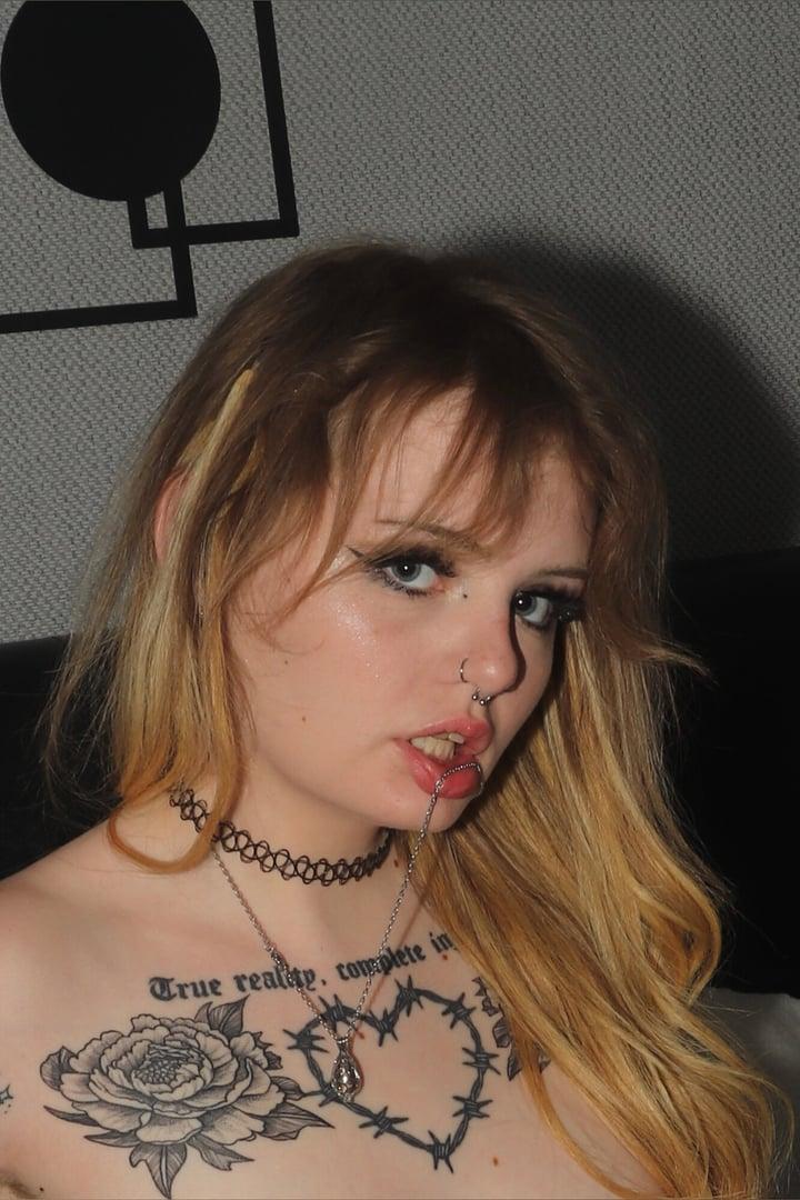 Pixie🧚 FREE SNAPCHAT PREMIUM FOR BUYERS😈 profile picture