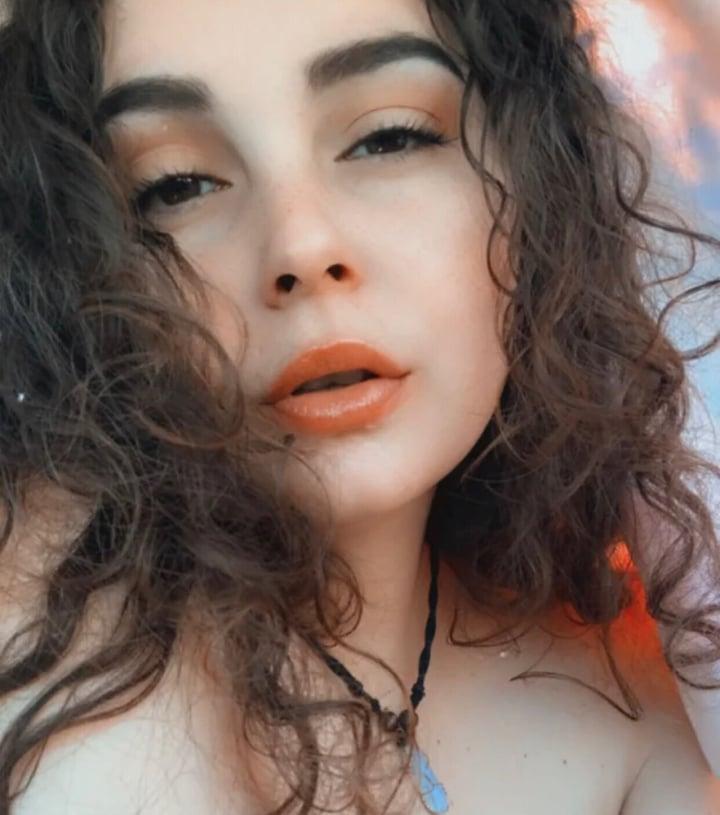 Weeds profile picture